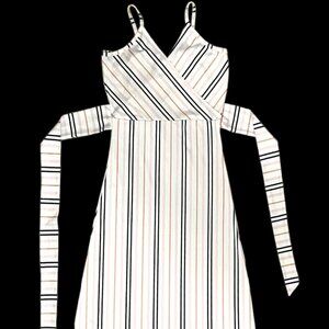 You'll Fall in Love At First Sight With This Sweet Yet Sexy Dress